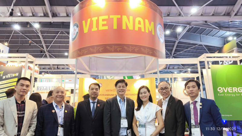 Vietnamský pavilon na SFF 2025 je symbolem inovativního, sebevědomého a proaktivního Vietnamu, který se integruje do globálního digitálního hodnotového řetězce. Foto: NVCC