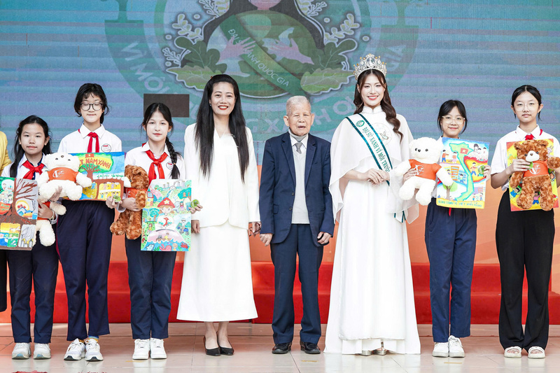 Lễ phát động cuộc thi tìm kiếm gương mặt ‘Đại sứ Xanh Quốc gia 2025’. Ảnh: Bảo Thắng.