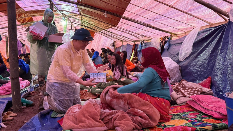 Với nguồn lực lớn, khả năng tổ chức chuyên nghiệp và sự hiện diện kịp thời, nhiều doanh nghiệp đã nhanh chóng kích hoạt các chương trình cứu trợ.