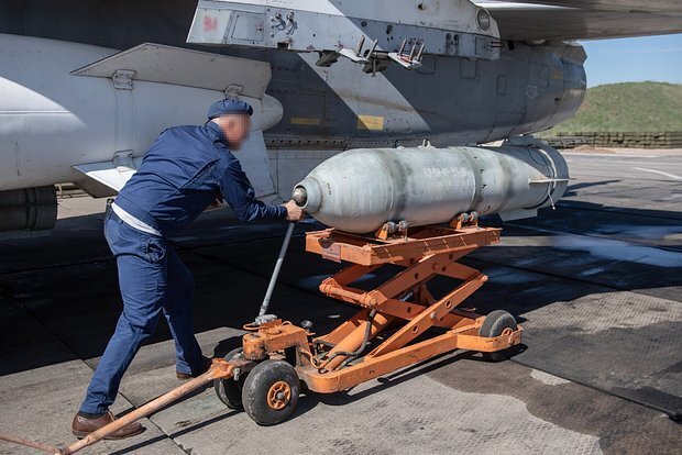 Xung đột kéo dài khiến Nga trở thành quốc gia sản xuất bom hàng không hàng đầu thế giới. Ảnh: Topwar