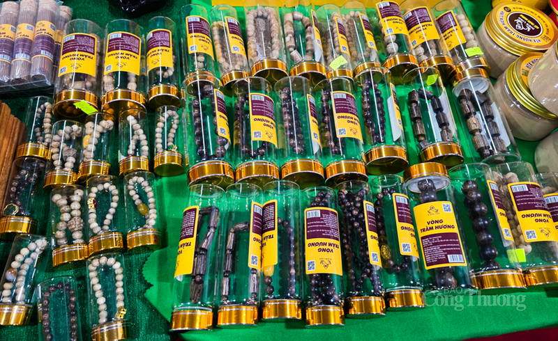 Các sản phẩm của Hà Tĩnh được đánh giá cao về chất lượng cũng như mẫu mã. Ảnh: Trọng Tùng