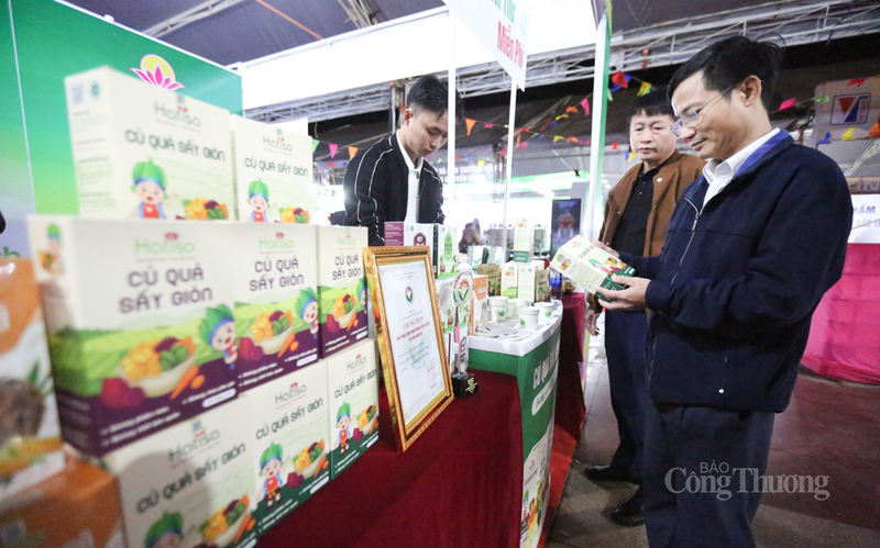 Dấu ấn Hội chợ Công Thương vùng Bắc Trung Bộ - Hà Tĩnh năm 2025 - 1