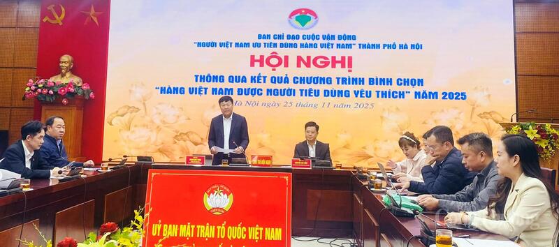 Ông Phạm Anh Tuấn, Phó Chủ tịch Thường trực Ủy ban Mặt trận Tổ quốc Việt Nam TP. Hà Nội, Phó Trưởng Ban chỉ đạo Cuộc vận động phát biểu tại hội nghị. Ảnh: N.H