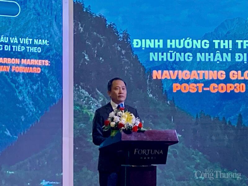 Ông Lê Trung Thành, Hiệu trưởng Trường Đại học Kinh tế - Đại học Quốc gia Hà Nội