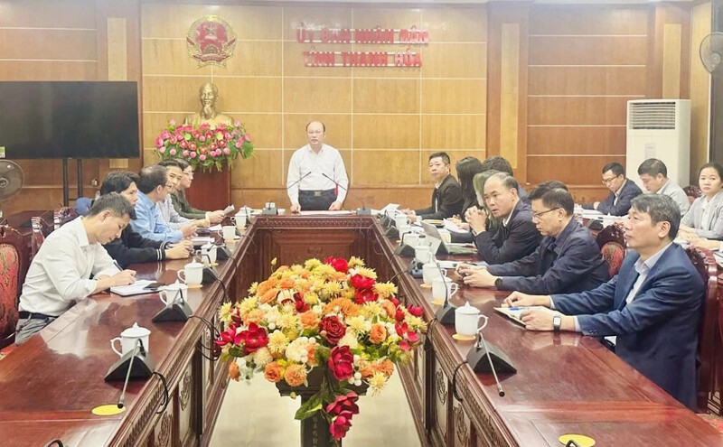 UBND tỉnh Thanh Hóa tổ chức họp bàn phương án tổ chức Hội nghị kết nối cung - cầu năm 2025. Ảnh: Khánh Phương