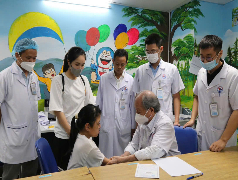 Đoàn cán bộ của Bệnh viện Nhi Trung Ương về chuyển giao kỹ thuật tại Bệnh viện Nhi Thái Bình