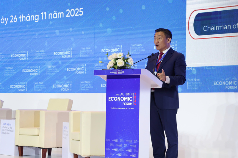 Ông Bùi Văn Quỳ, Chủ tịch Hội đồng Cố vấn Mạng lưới Cảng biển Châu Á - Thái Bình Dương (APSN), Phó Chủ tịch Hiệp hội cảng biển Việt Nam, Phó Tổng Giám đốc Tổng Công ty Tân Cảng Sài Gòn phát biểu tại sự kiện.