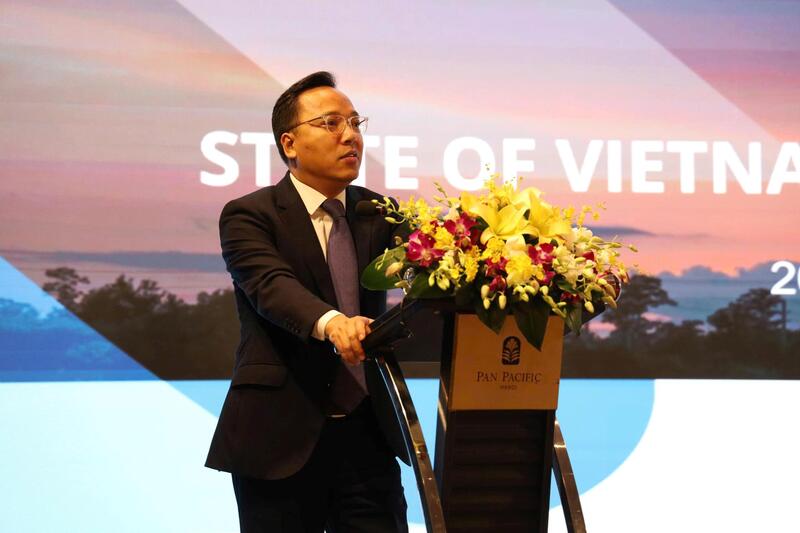 Thứ trưởng Nguyễn Hoàng Long phát biểu tại Hội thảo “Tình hình phát triển ngành điện Việt Nam 2024 - 2025” ngày 26/11. Ảnh: Phương Trang