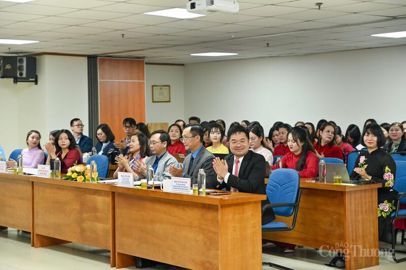 ប្រតិភូចូលរួមសមាជ។ រូបថត៖ Nam Nguyen