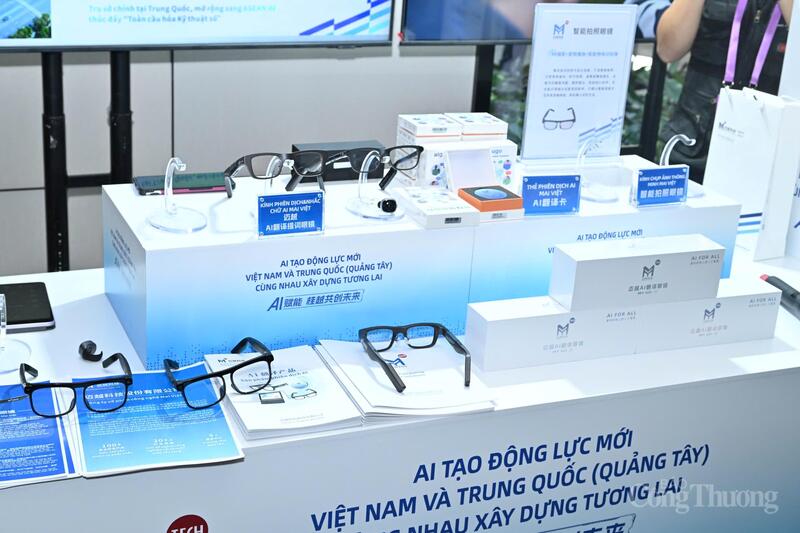 Các sản phẩm trưng bày của Công ty cổ phần công nghệ Mai Việt có trụ sở chính tại Quảng Tây, Trung Quốc.