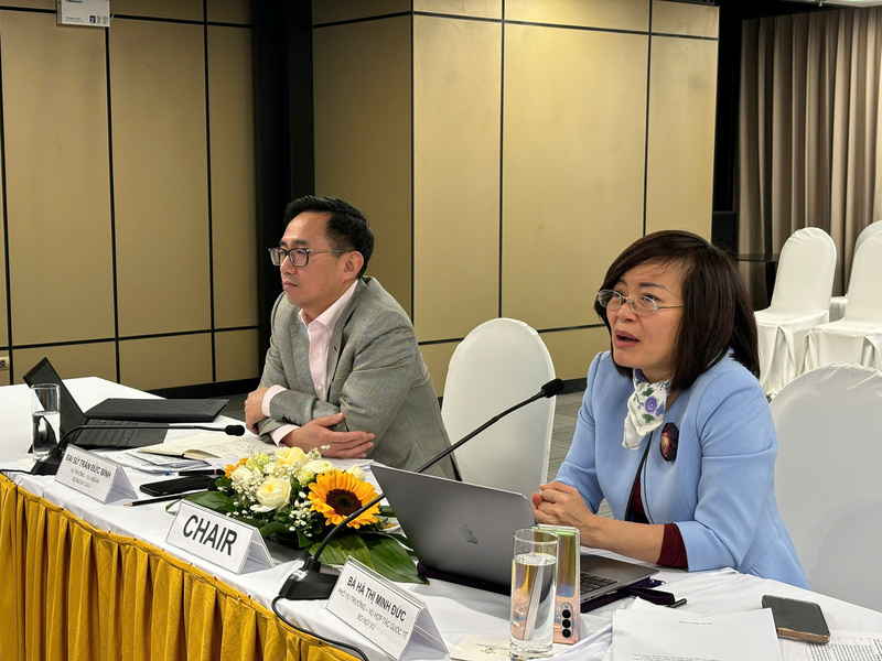 Bà Hà Thị Minh Đức, Phó Vụ trưởng Vụ Hợp tác quốc tế, Bộ Nội vụ phát biểu tại hội thảo. Ảnh: Phong Lâm