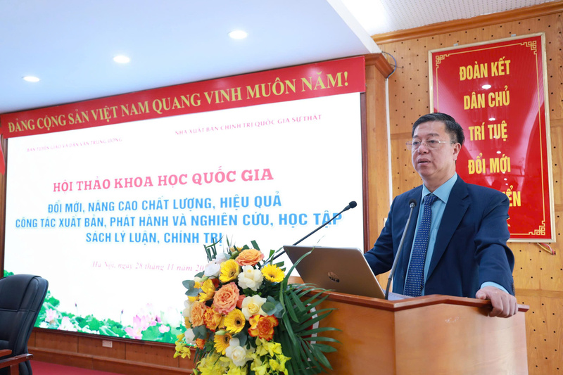 PGS.TS. Vũ Trọng Lâm - Giám đốc - Tổng Biên tập Nhà xuất bản Chính trị quốc gia Sự thật phát biểu tại hội thảo. Ảnh: Nhà xuất bản Chính trị quốc gia Sự thật.