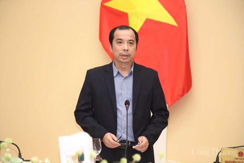 Ông Ngô Sơn Hải - Phó Tổng giám đốc Tập đoàn Điện lực Việt Nam.