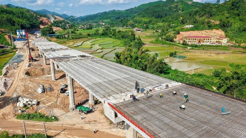 Cao tốc Đồng Đăng - Trà Lĩnh và cao tốc Hữu Nghị - Chi Lăng là hai dự án trọng điểm tại miền Bắc