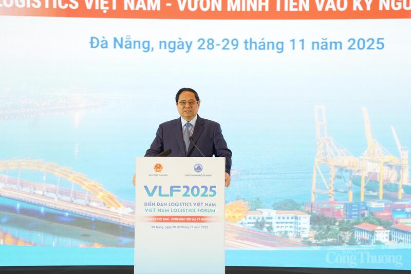 Thủ tướng Chính phủ Phạm Minh Chính phát biểu chỉ đạo tại Diễn đàn Logistics Việt Nam 2025.