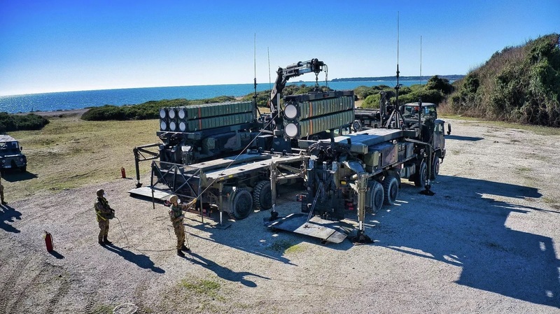 Khả năng đánh chặn đa mục tiêu, tầm bắn xa và triển khai cơ động khiến SAMP/T Mamba được đánh giá vượt trội so với nhiều hệ thống phòng không tầm trung khác ở châu Âu. Ảnh: Army Recognition