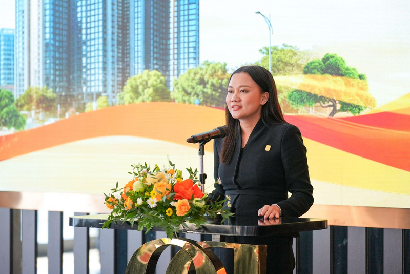 Bà Dương Thị Thu Hiền – Phó Tổng Giám đốc Thường trực NOBLEX chia sẻ tại sự kiện.