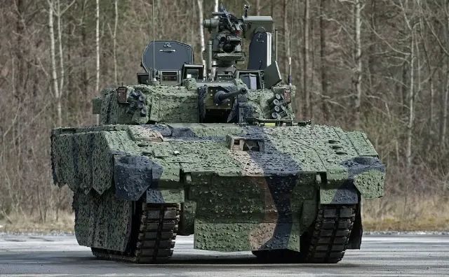 Xe chiến đấu bộ binh Ajax. Ảnh: Lenta