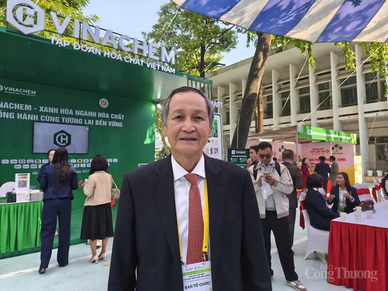 ベトナム化学協会会長ド・ズイ・フィ氏。写真：NH