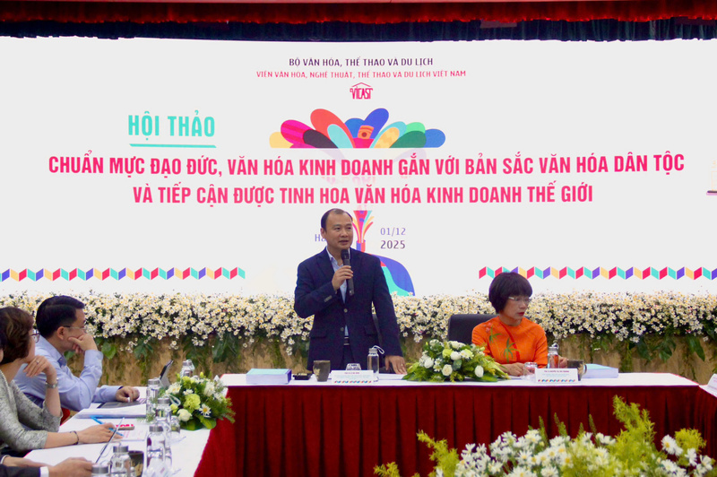 Thứ trưởng Bộ Văn hoá, Thể thao và Du lịch - ông Lê Hải Bình phát biểu tại hội thảo. Ảnh: Xuân Trường