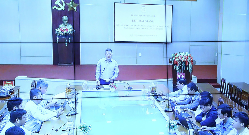 Ông Nguyễn Thanh Vũ, Chủ tịch UBND phường Buôn Mê Thuột (tỉnh Đắk Lắk) phát biểu tại buổi lễ. Ảnh: Mai Hà