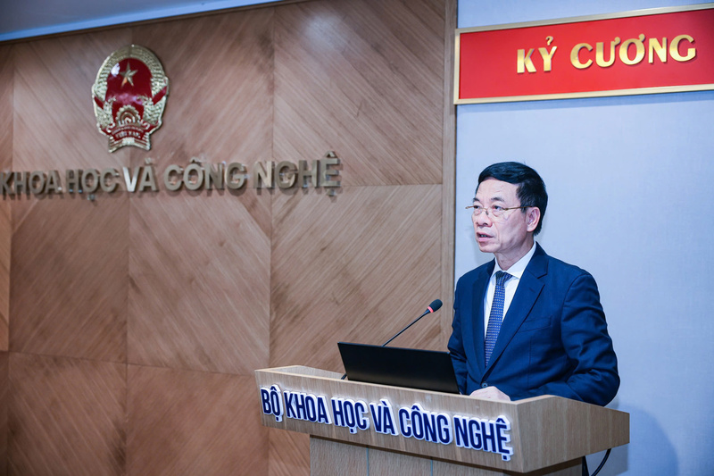 Bộ trưởng Bộ Khoa học và Công nghệ Nguyễn Mạnh Hùng phát biểu tại buổi lễ. Ảnh: Mai Hà