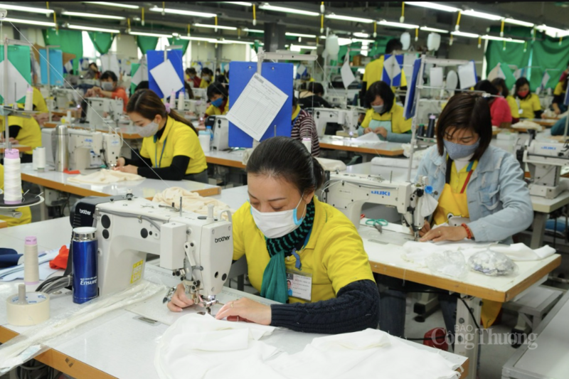 Vietnams textil- och klädindustri förväntas upprätthålla en exporttillväxttakt på 6,5–7 % per år fram till 2030. Foto: Can Dung