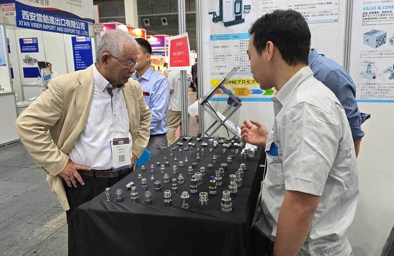 ວິ​ສາ​ຫະ​ກິດ​ຫວຽດ​ນາມ ຊອກ​ຫາ​ກາ​ລະ​ໂອ​ກາດ​ຢູ່​ງານ​ວາງ​ສະ​ແດງ​ອຸດ​ສາ​ຫະ​ກຳ​ໜູນ​ຊ່ວຍ​ໃຫຍ່​ທີ່​ສຸດ​ຂອງ ຍີ່​ປຸ່ນ