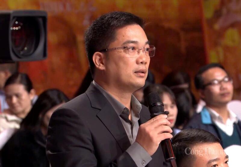 Thượng tá Nguyễn Anh Tuấn - Phó trưởng Phòng An ninh mạng và phòng, chống tội phạm sử dụng công nghệ cao, Công an TP. Hà Nội thông tin tại hội nghị. Ảnh: H.S