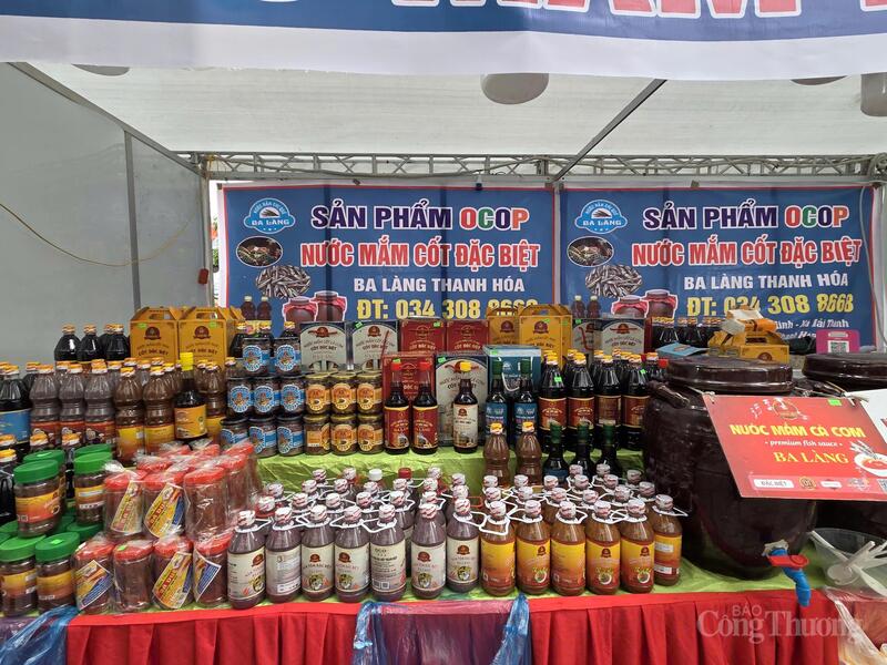 Các sản phẩm nước mắm từ Thanh Hóa.