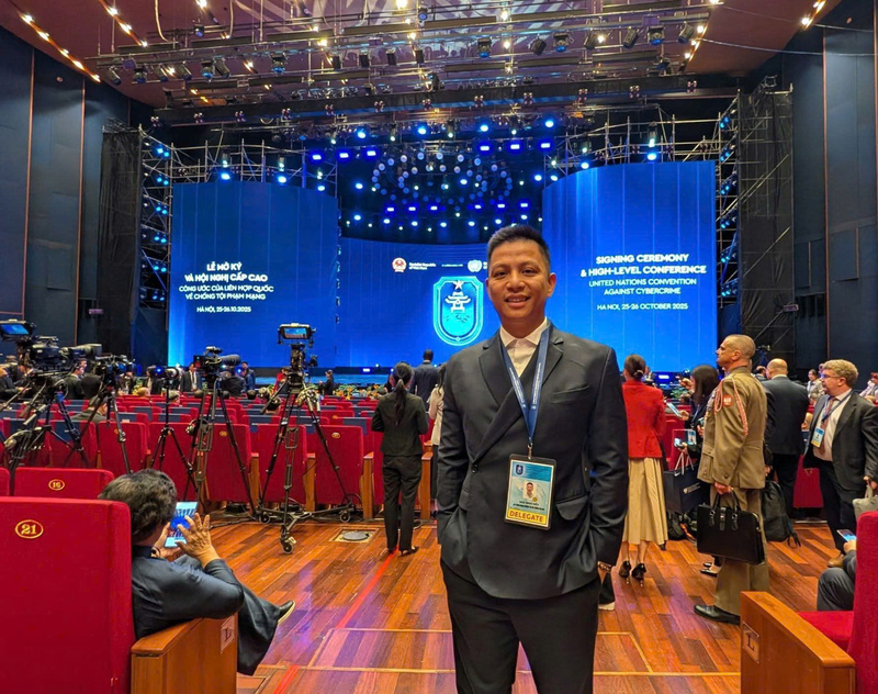 អ្នកជំនាញផ្នែកសន្តិសុខតាមអ៊ីនធឺណិត Hieu PC៖ 