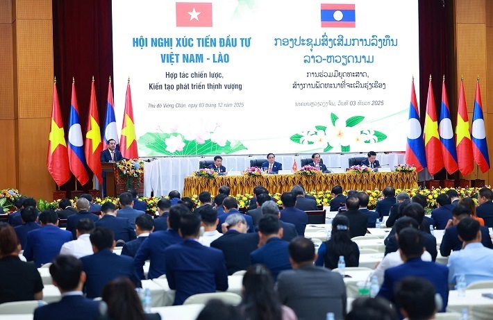 Toàn cảnh Hội nghị Xúc tiến Đầu tư Việt Nam - Lào, diễn đàn thúc đẩy hợp tác kinh tế và cơ hội đầu tư giữa hai nước. Ảnh: Vinachem