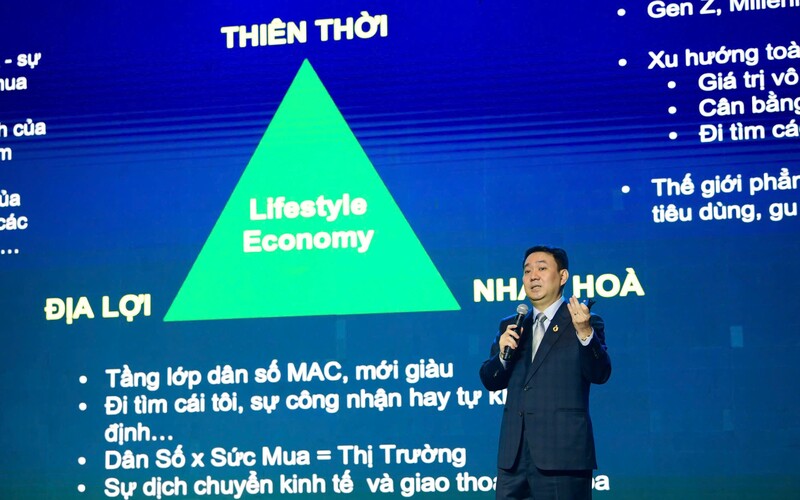 Ông Lê Trí Thông – Chủ tịch Hội Doanh nhân Trẻ TP. Hồ Chí Minh, Tổng giám đốc PNJ - phát biểu tại hội thảo. Ảnh D.T