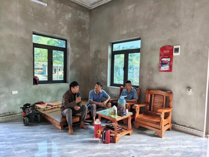 Ngôi nhà mới của gia đình ông Lường Văn Nhớ vừa mới được hoàn thiện từ nguồn vốn hỗ trợ của Chương trình mục tiêu Quốc gia giảm nghèo bền vững.