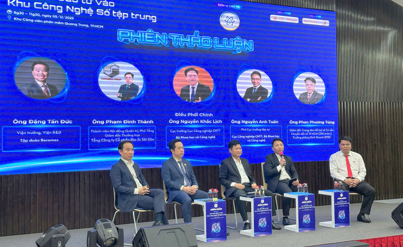 Các đại biểu thảo luận về cơ hội hợp tác đầu tư vào mô hình Khu Công nghệ số tập trung, tại hội thảo. Ảnh: Minh Khuê.