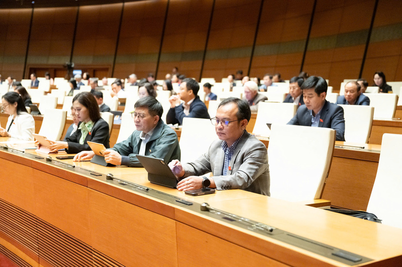 Quốc hội biểu quyết thông qua Luật sửa đổi, bổ sung một số điều của Luật Lý lịch tư pháp.