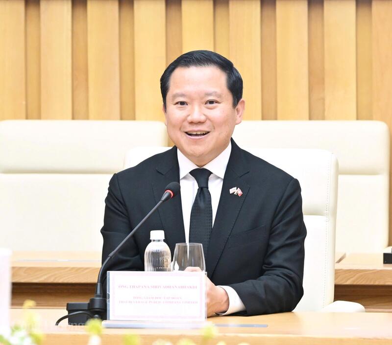 Pan Thapana Sirivadhanabhakdi, předseda ThaiBev Group. Foto: Can Dung