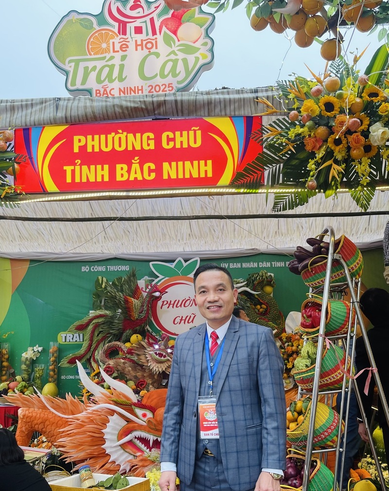 Ông Bùi Đức Văn - Trưởng phòng Văn hóa xã hội phường Chũ. Ảnh: Nguyễn Hương