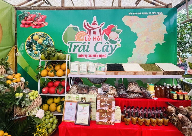 Các sản phẩm đặc trưng của xã Biển Động. Ảnh: Nguyễn Hương