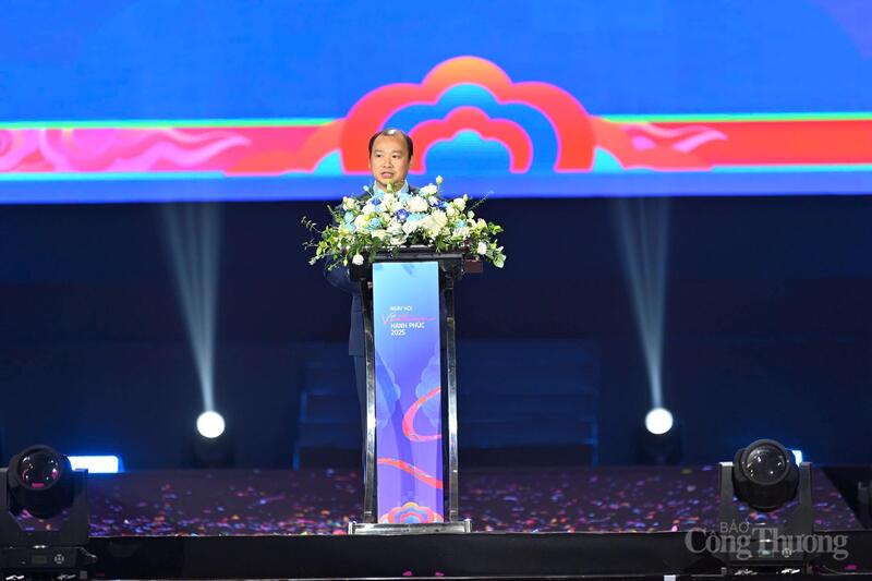 Thứ trưởng Bộ Văn hóa, Thể thao và Du lịch Lê Hải Bình phát biểu tại sự kiện.