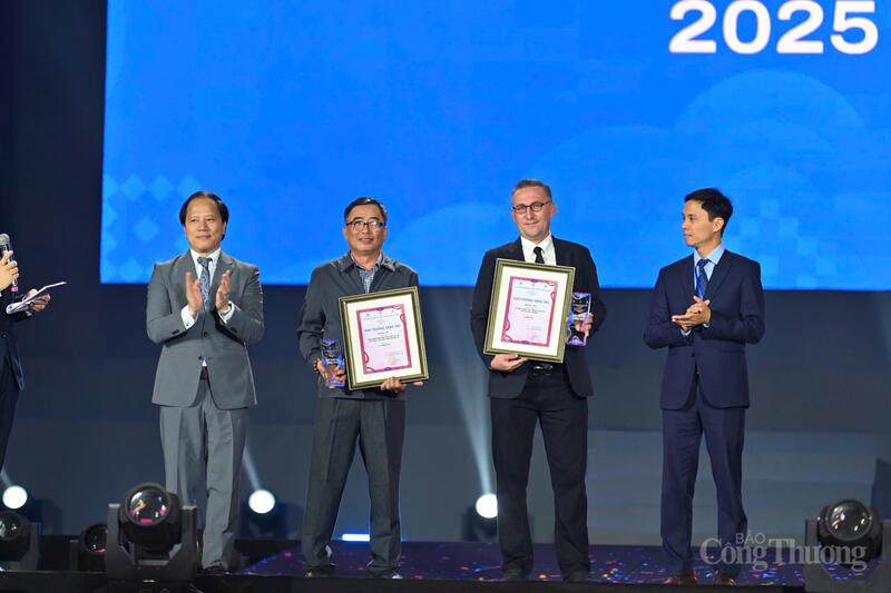 Ban tổ chức trao một giải thưởng sáng tạo ở mỗi hạng mục (ảnh và video) cho các tác phẩm có ý tưởng mới, sáng tạo về nội dung và hình thức thể hiện.