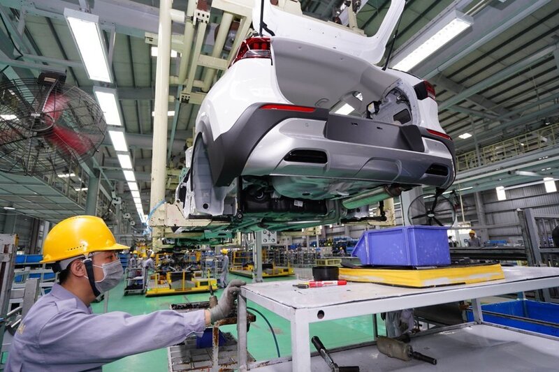 Produksi industri pada bulan November 2025 mengalami percepatan, mempertahankan momentum pemulihan yang kuat