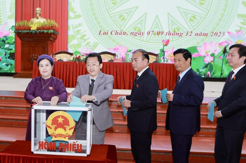 Kỳ họp tiến hành bầu bổ sung chức danh Phó Chủ tịch HĐND tỉnh Lai Châu khóa XV. Ảnh: CTV