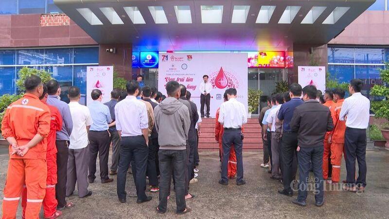 Trong hai ngày 5 và 7/12/2025, Công ty Điện lực Gia Lai (PC Gia Lai) đã tổ chức hoạt động hiến máu tình nguyện tại hai điểm: cơ sở 1 ở phường Quy Nhơn và cơ sở 2 tại phường Pleiku.