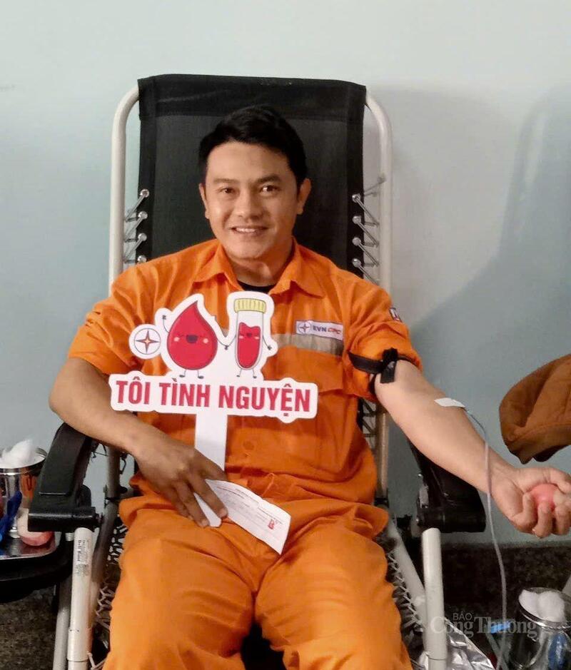 Chương trình thể hiện nghĩa cử cao đẹp, truyền thống tương thân tương ái của cán bộ ngành Điện đối với cộng đồng, xã hội.