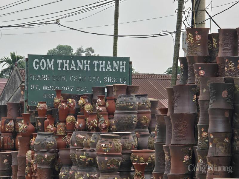 Thị trường suy giảm, sản phẩm làm ra tiêu thụ chậm