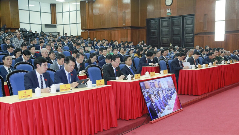 Các đại biểu tham dự kỳ họp. Ảnh: Lê Hợi