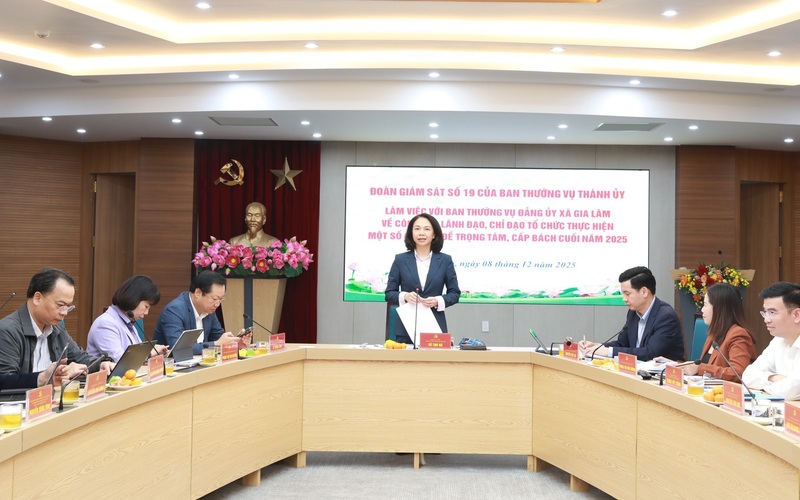 Quang cảnh buổi làm việc. Ảnh: Vương Vân