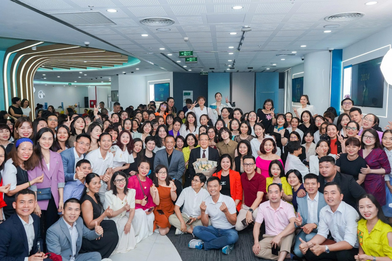 Nhà phân phối tham gia hội thảo chia sẻ về kiến thức sản phẩm, cơ hội kinh doanh cùng Nu Skin Việt Nam. (Ảnh: Nu Skin Việt Nam)