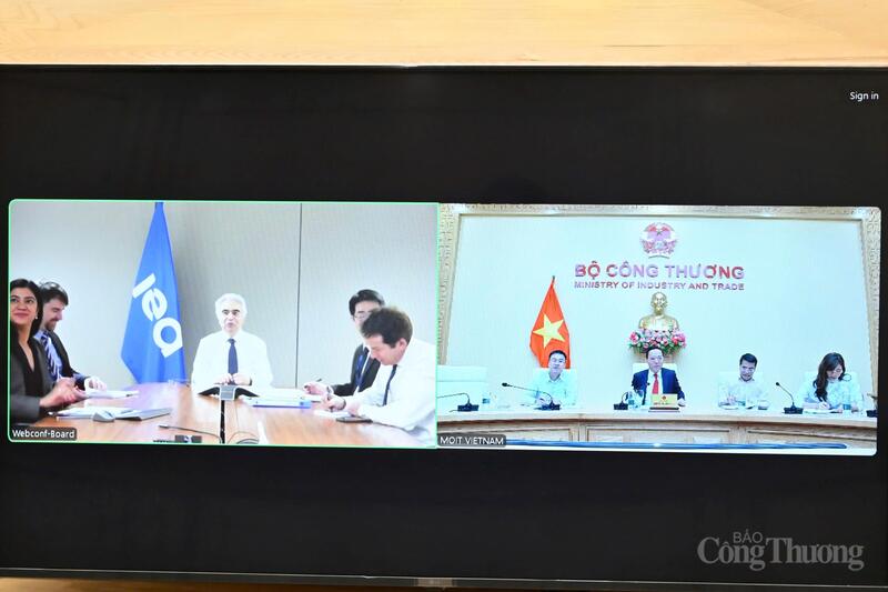 Thứ trưởng Nguyễn Hoàng Long hoan nghênh và ghi nhận các nỗ lực của IEA trong việc thúc đẩy, đưa Việt Nam trở thành quốc gia liên kết của IEA.